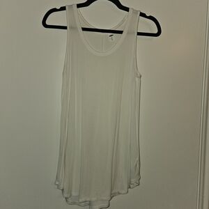Old Navy Women's Ivory Tank Top